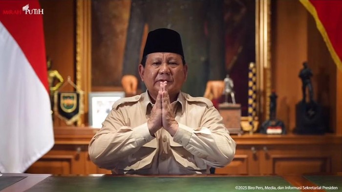 Prabowo: Selamat Memasuki Tahun Ular Kayu, Semoga Penuh Keberkahan-Kedamaian