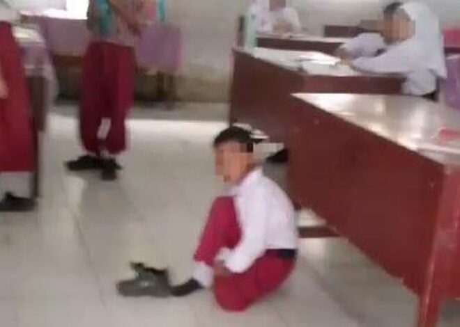 KEJAM !! Siswa SD di Medan Dihukum Guru Duduk di Lantai karena Menunggak SPP, Kepala Sekolah: Miskomunikasi