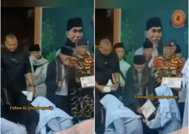 Viral Santriwati Cium Kaki Abuya Mama Ghufron yang Pernah Mengaku Bisa Bahasa Semut, Tuai Kecaman Netizen